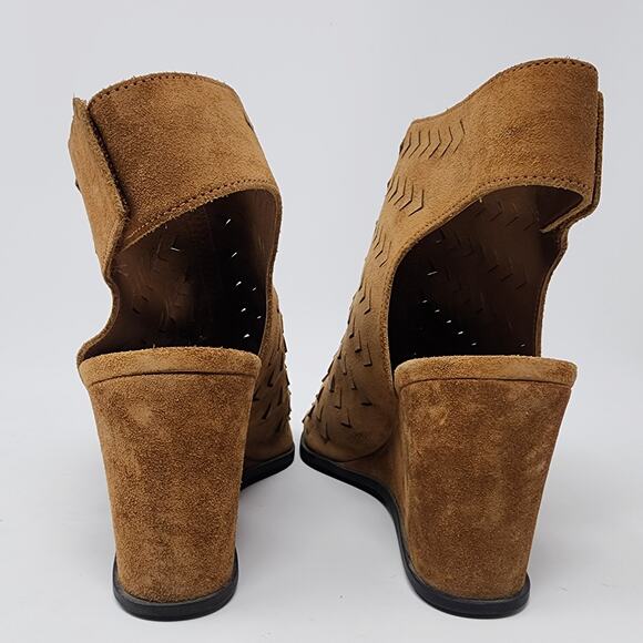 Via Spiga Wedge Sandal Women 7M Brown Suede Laser Cut Perforated Peep Toe Ankle - Picture 10 of 11
